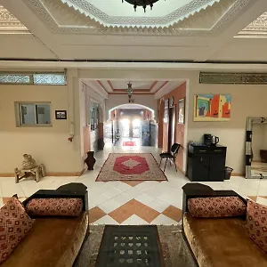 زيارة الفندق